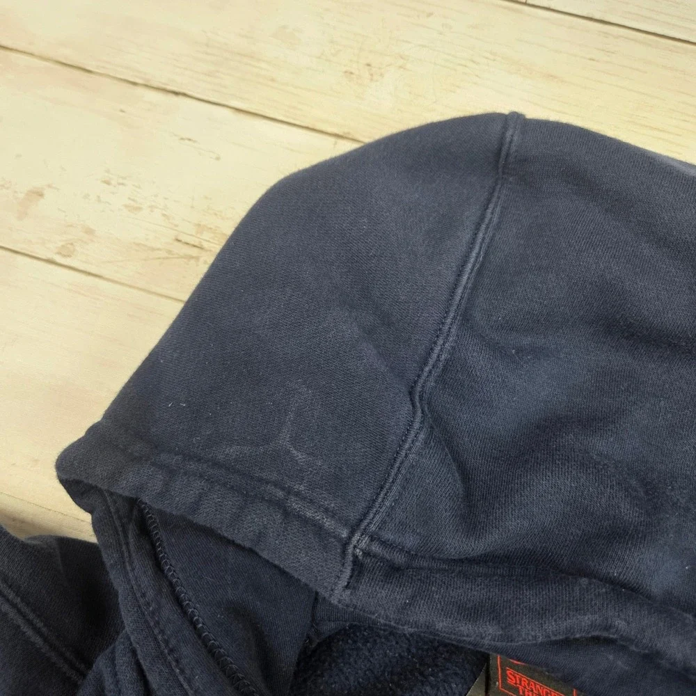 Nike Stranger Things Hawkins Phys Ed Hoodie Mens L Navy Blue Pullover CQ3655-419